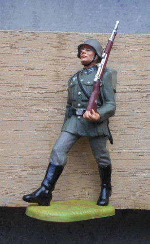 Elastolin soldat im - soldat,